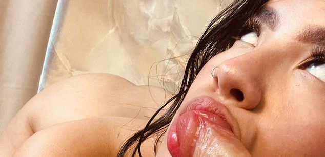 Model - Valen Rosse dirty