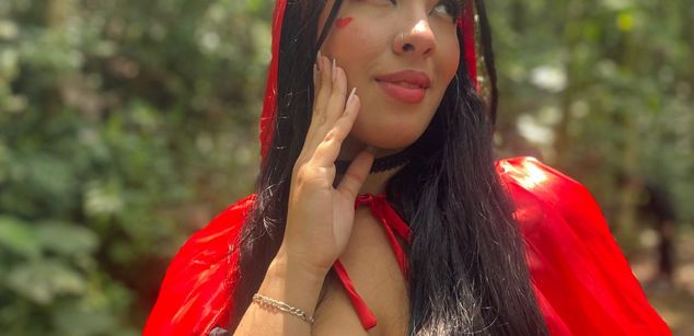 Model - Valen Rosse dirty