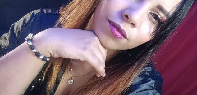 Model - Shenner tits