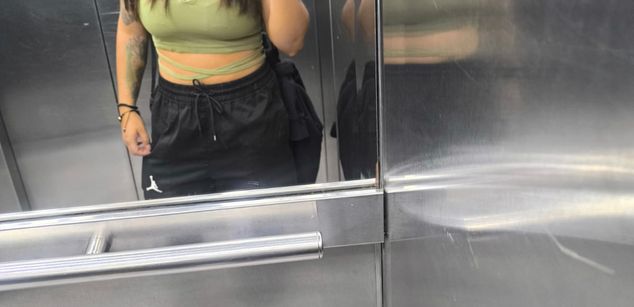 Model - Shenner tits