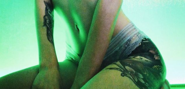 Model - Lady Biscuit teen