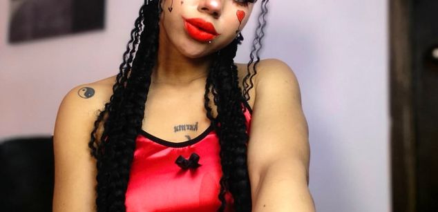 Model - Tamara Rose1 slim