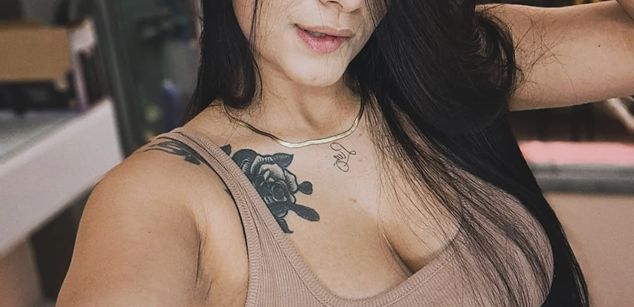 Model - Lexxiee Haze bigass