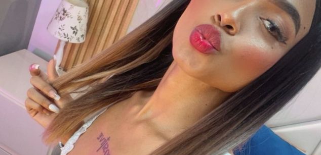 Model - AriannaSantos findom