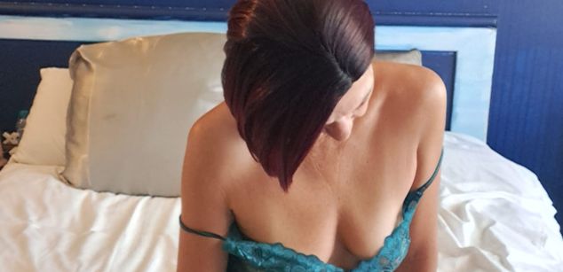 Model - SashCarter FemDom