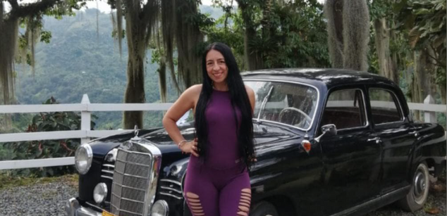 Model - Marianee_Rousse tacones