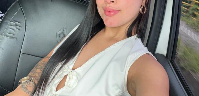 Model - Valen20 striptease