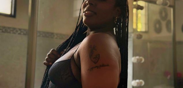 Model - Nany Moreno hairy