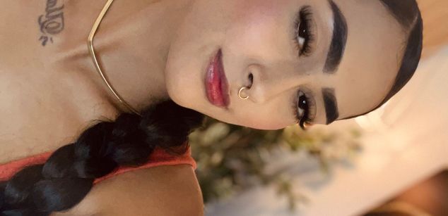 Model - Elisa Peters latina