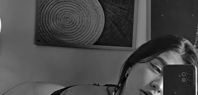 Model - Lexxiee Haze bigass