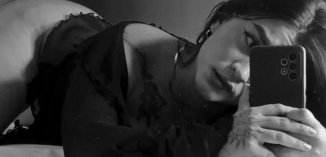 Model - Lexxiee Haze bigass