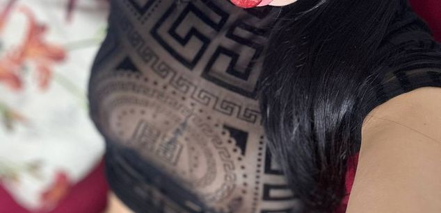 Model - April Silver fastresponse