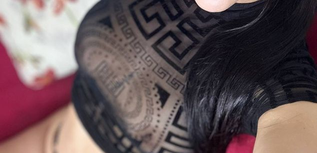 Model - April Silver fastresponse