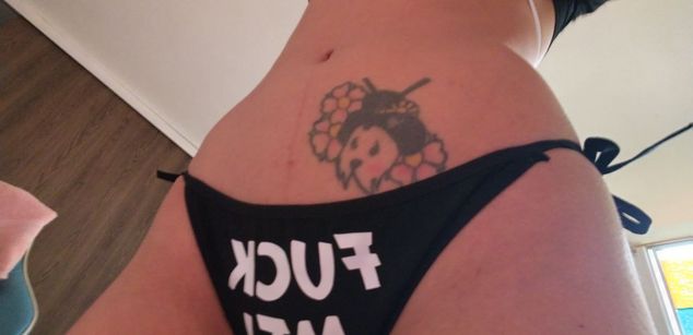 Model - call me bluee skinny