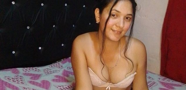 Model - Victoria Lucia teen