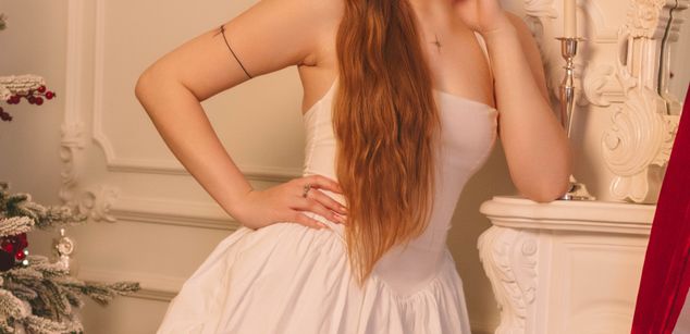 Model - StellaDean feet