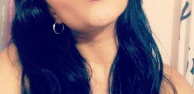 Model - anniemiau Ass