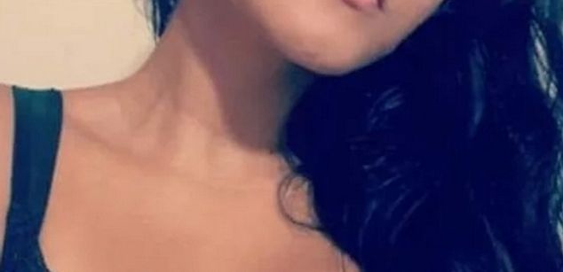 Model - anniemiau Ass