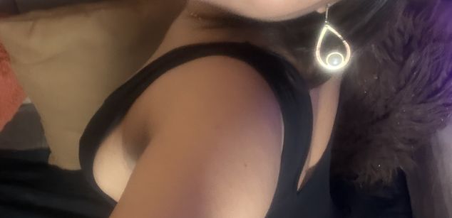 Model - Alicia squirt