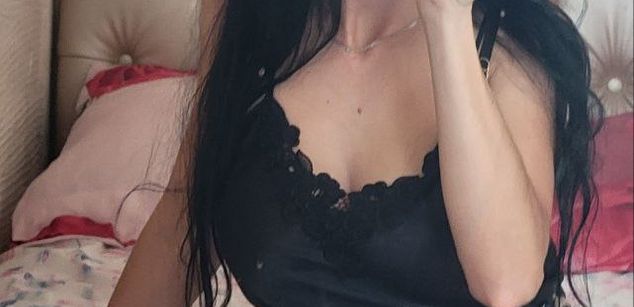 Model - Angie_Becky natural