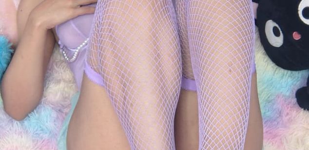 Model - Bella Sky Submissive