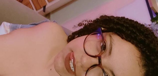 Model - NoaVega young