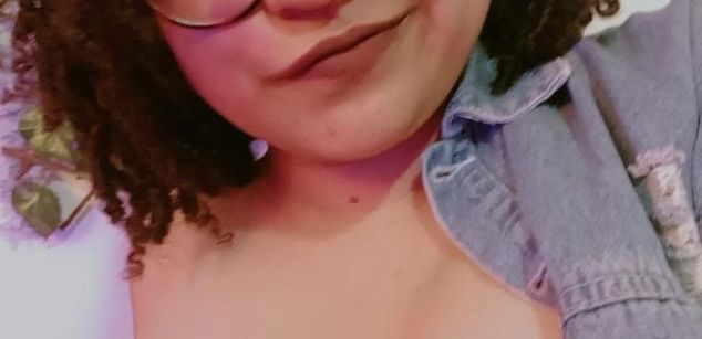 Model - NoaVega young