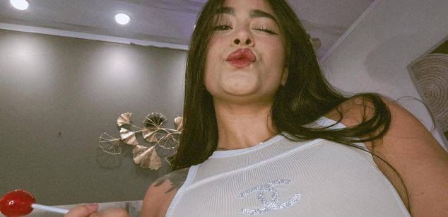 Model - Lexxiee Haze bigass