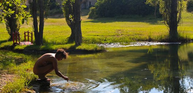 Model - david_blue1 oil