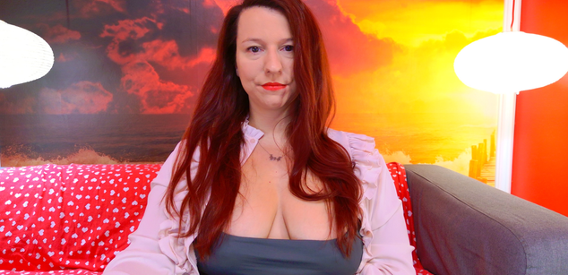 Model - IANADOVE mistress