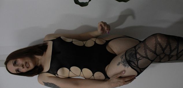 Model - Iberian feet