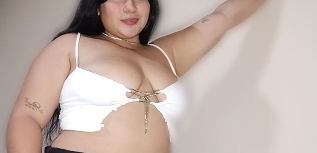 Model - Britney Cataleya domitation