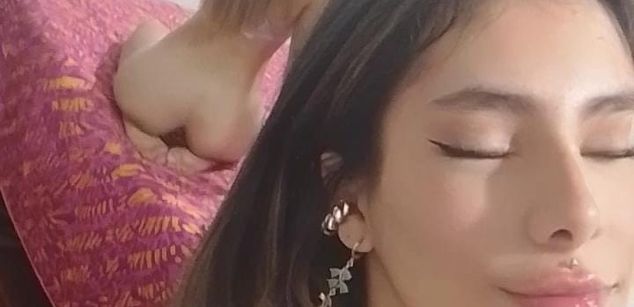 Model - NathalyJohns 18