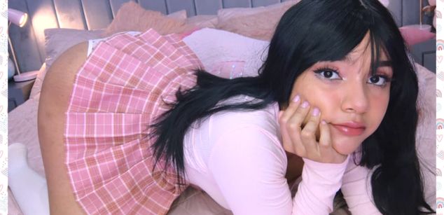 Model - Bella Sky Dominatrix