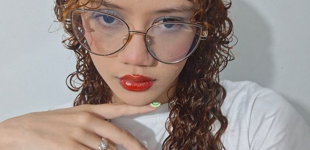 Model - Birdie_0 young