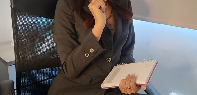 Model - VeroJenkins doggy