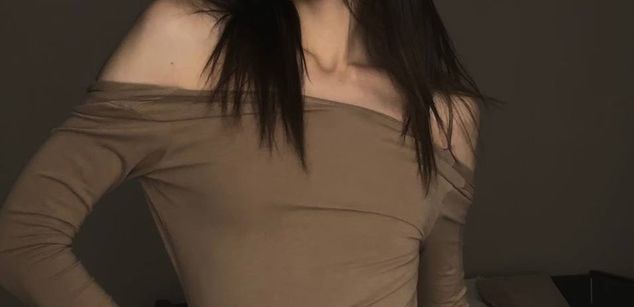 Model - SacuraSacura dildo