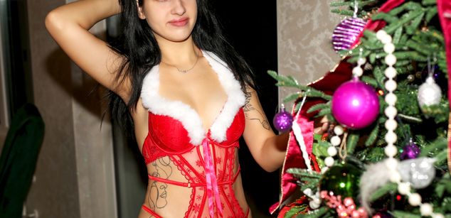 Model - SarraRay cei