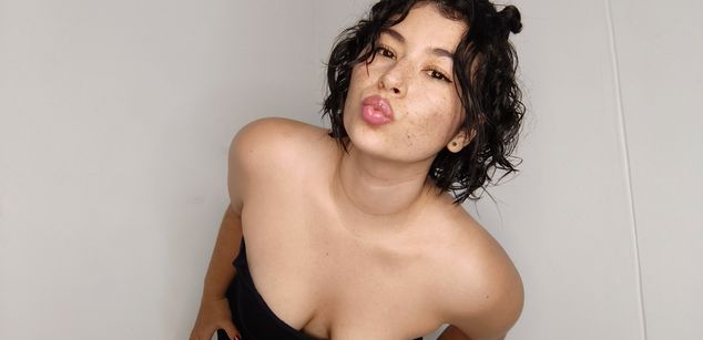 Model - Cristalfiore BIGASS