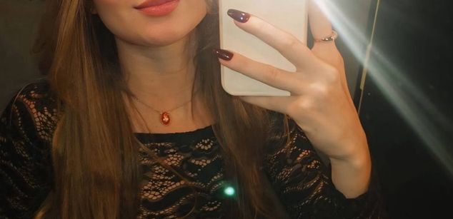 Model - Dhanna Mont friendly