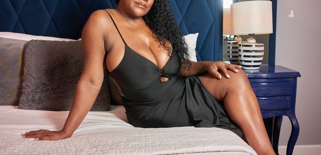 Model - AnnieLeigt latina