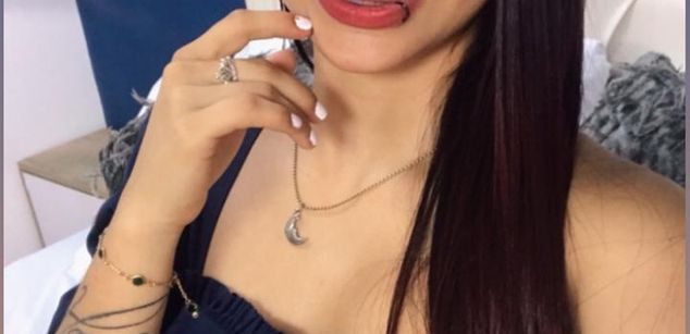 Model - Kim Luna teen