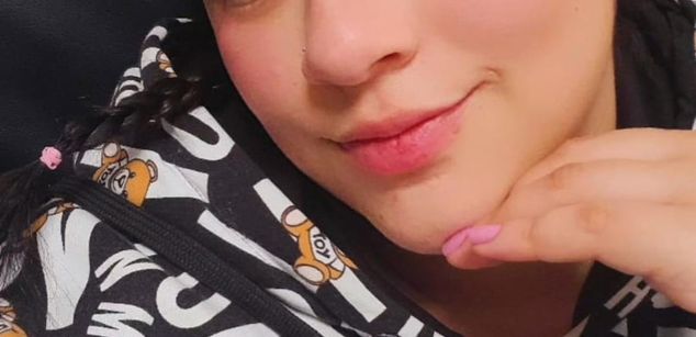 Model - Amy Ferreira bigboobs