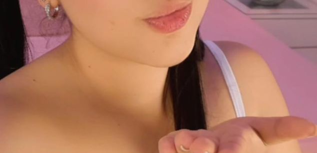 Model - Amy Ferreira bigboobs