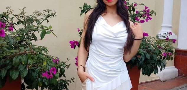 Model - KatherinJohns COLOMBIA