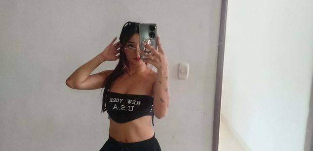 Model - SashaHans 18