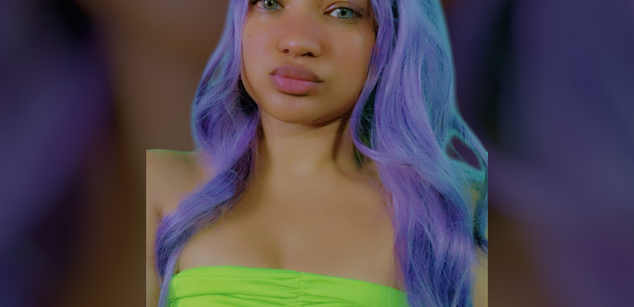 Model - Honey Moon nailslong