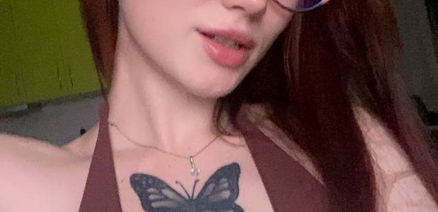 Model - Jennie Cartera heels