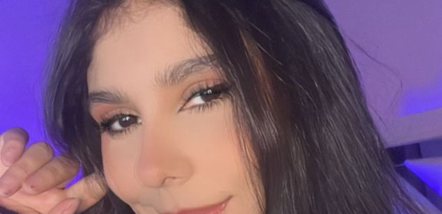 Model - Natalia Saenz bigass