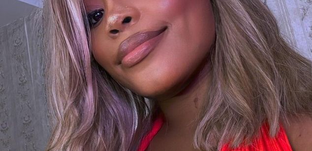 Model - Tianah Glow Dominatrix